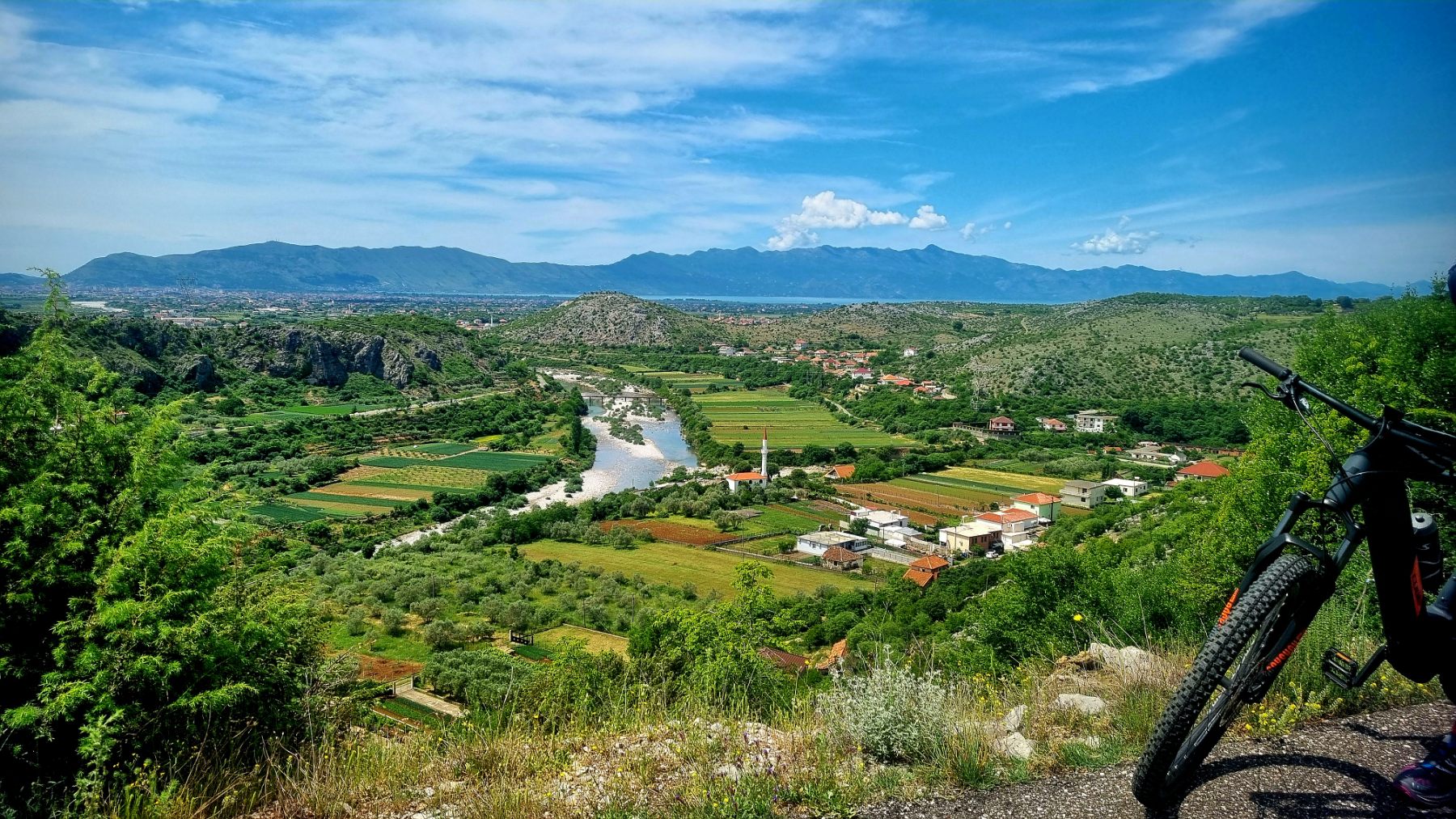 Shkoder circular 16
