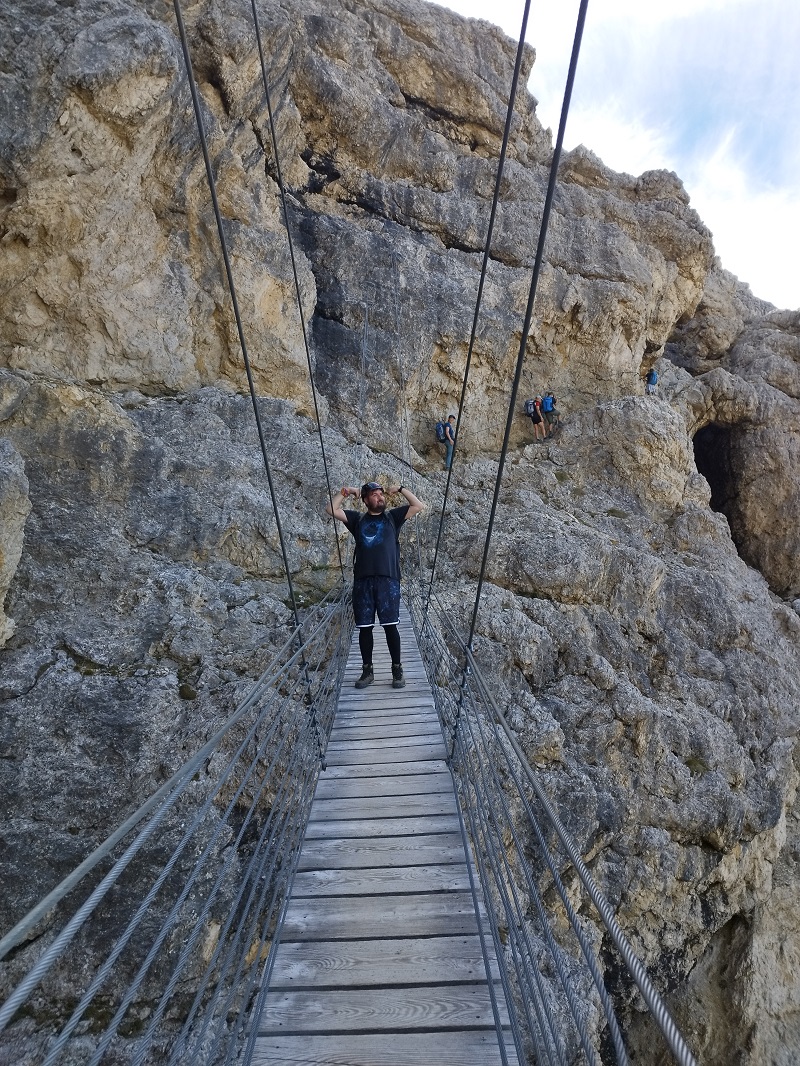 7 With no fear on the bridge